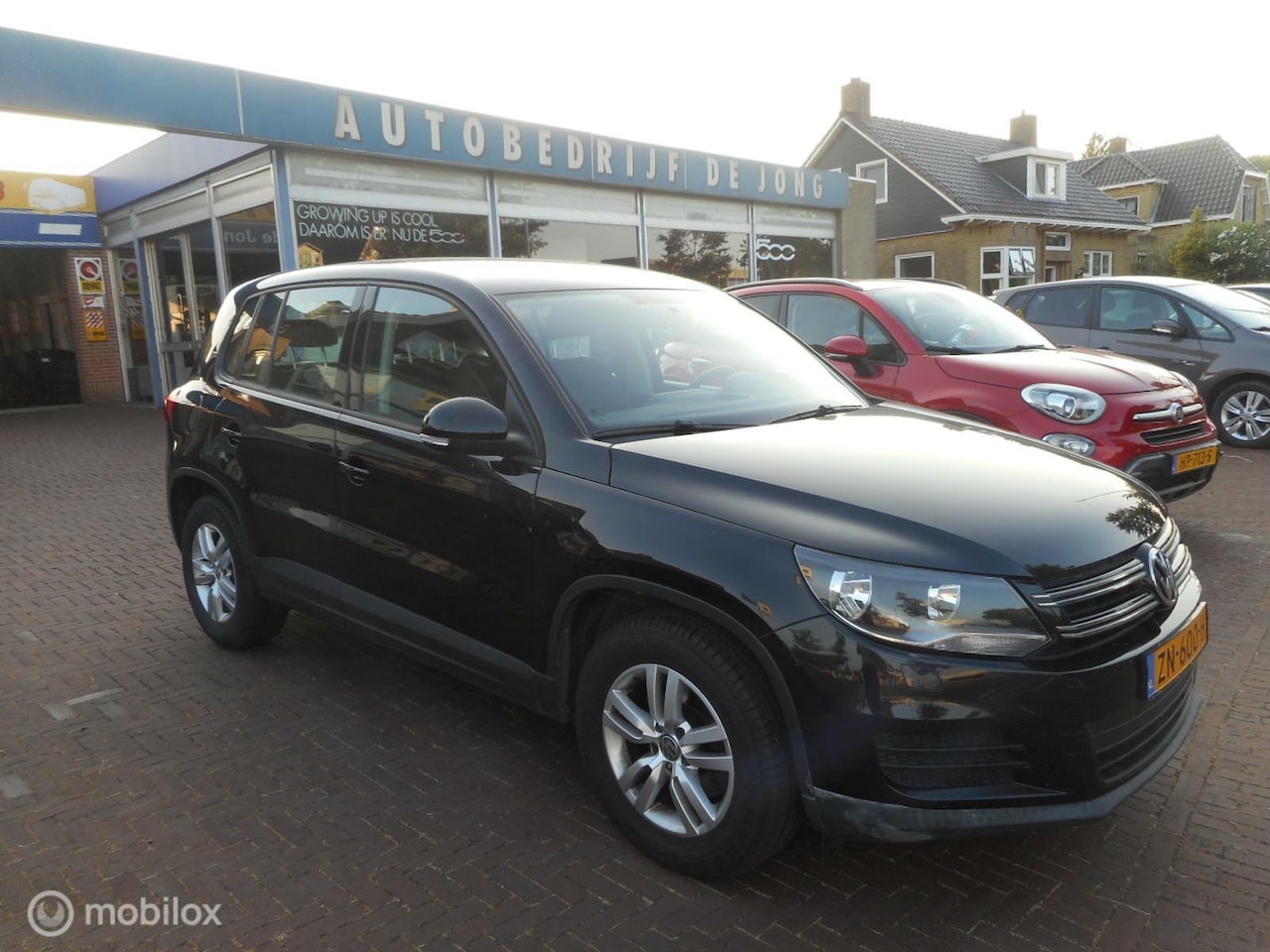 Volkswagen Tiguan - 1.4 TSI Easyline TREKHAAK+METALLIC+NAVI+ECC+PDC - AutoWereld.nl