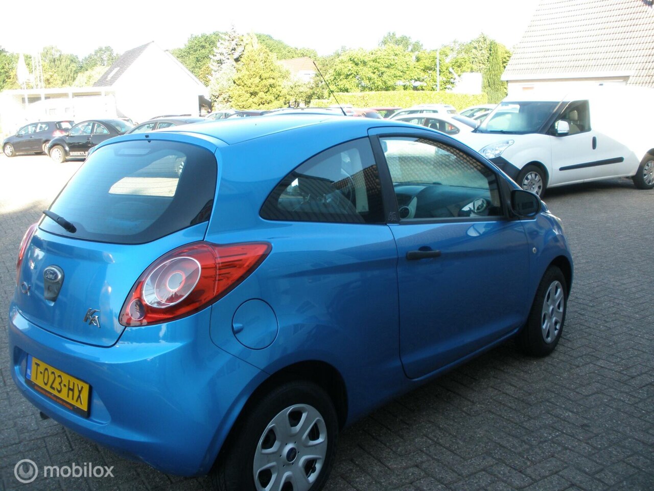 Ford Ka - 1.2 Trend blauwmet.nwe apk 100000km