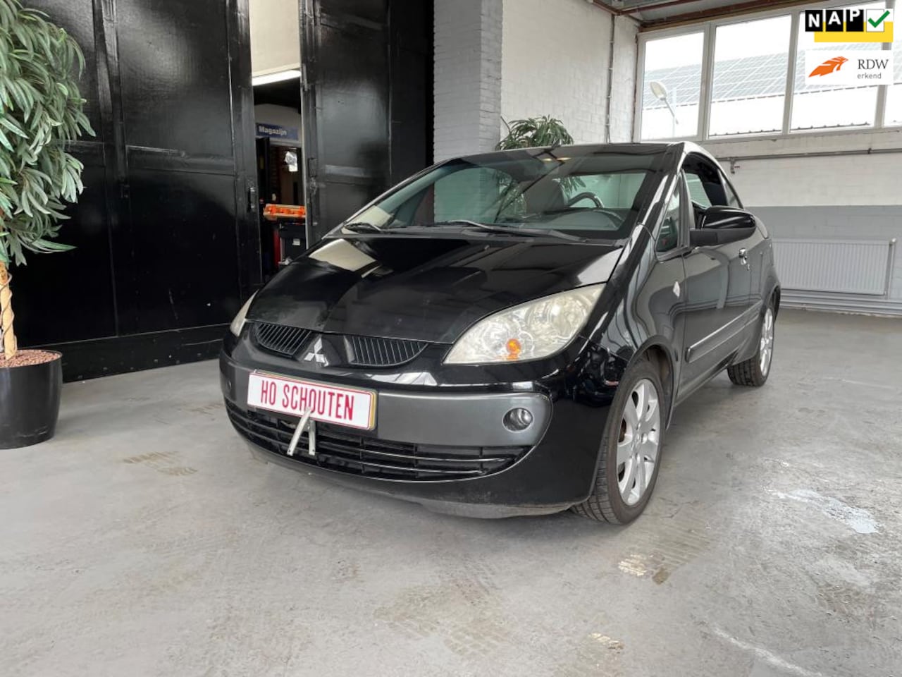 Mitsubishi Colt CZC - 1.5 Invite 1.5 Invite - AutoWereld.nl