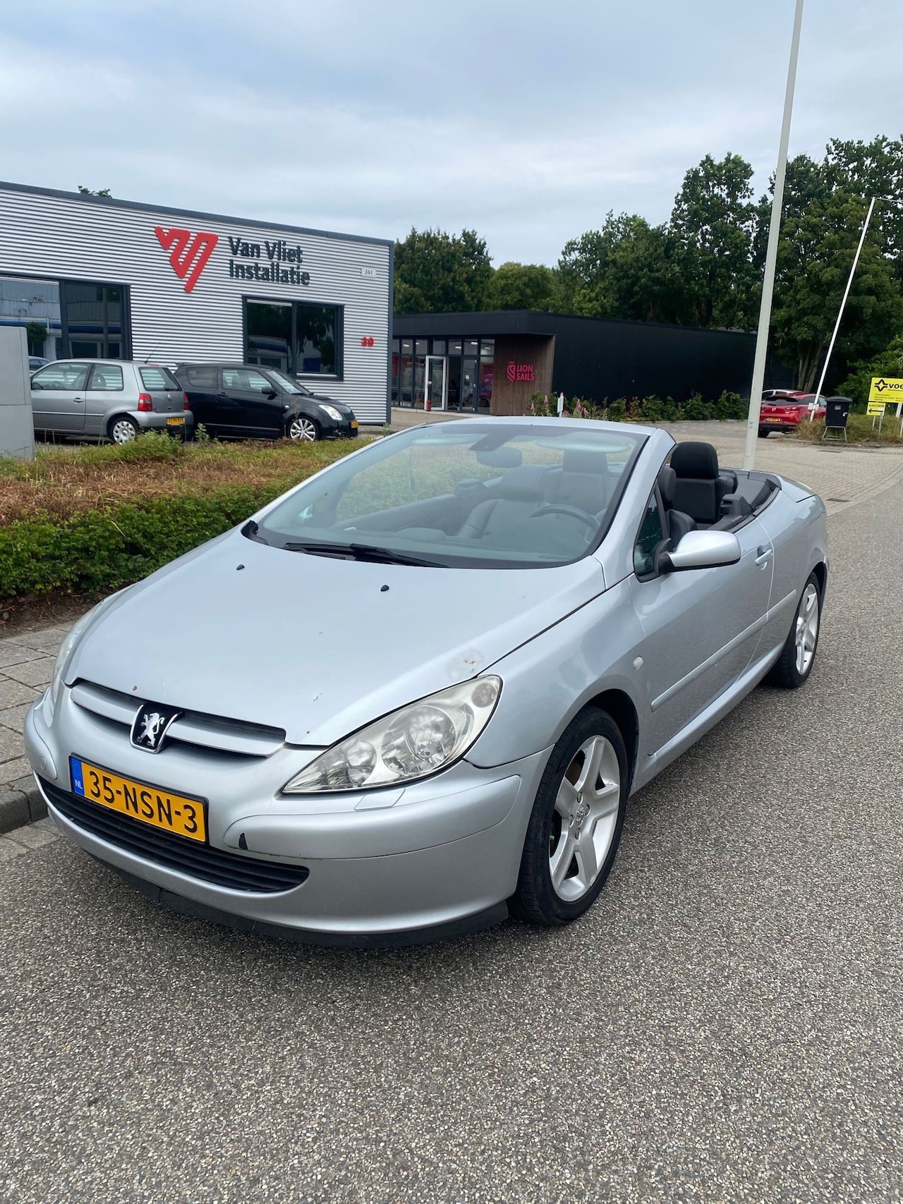 Peugeot 307 CC - 2.0-16V AIRCO / LEDEREN BEKLEDING - AutoWereld.nl