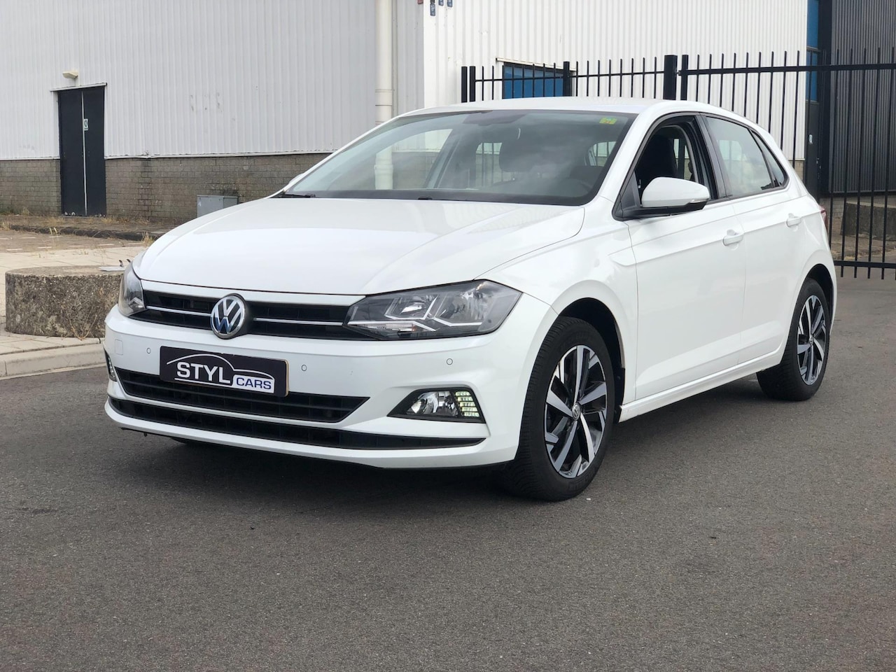 Volkswagen Polo - 1.0 TSI AUYOMAAT Comfortline Business -DSG - AutoWereld.nl