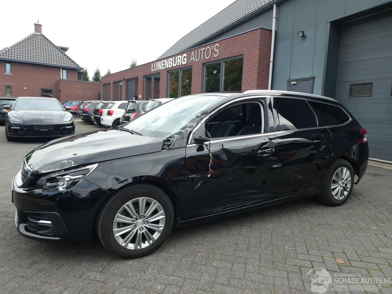 Peugeot 308 SW - 1.2 PureTech Blue Lease Premium PANORAMA CLIMA NAVI 96KW - AutoWereld.nl