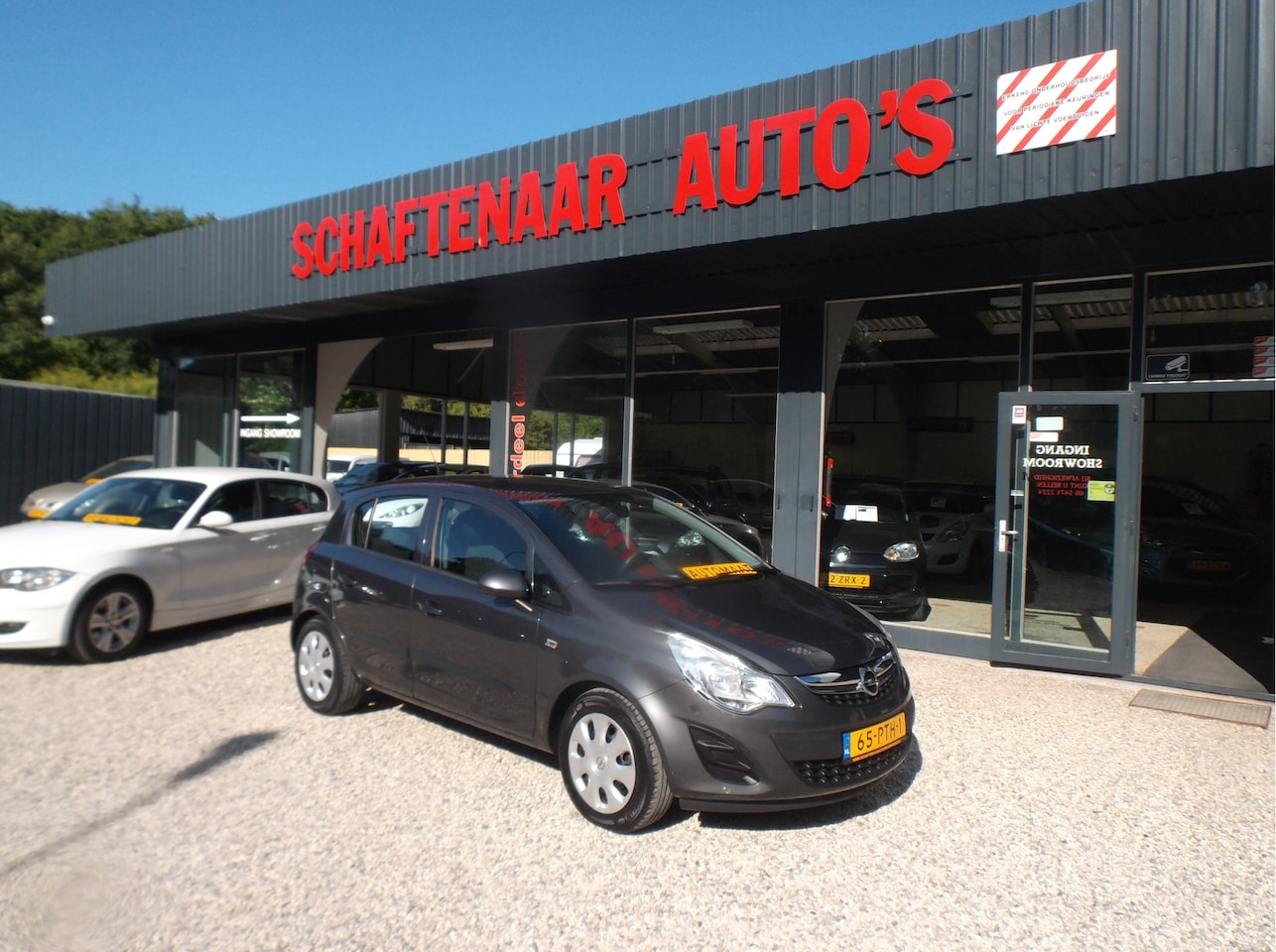 Opel Corsa - 1.2-16V Edition automaat 5drs apk 12-09-2023 met trekhaak - AutoWereld.nl