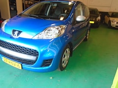 Peugeot 107 - 1.0-12V XR / AIRCO /5 deurs