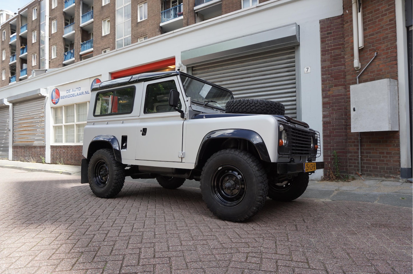 Land Rover Defender - 90 STATIONWAGON 2.3 Benzine 5 Personen Topstaat - AutoWereld.nl