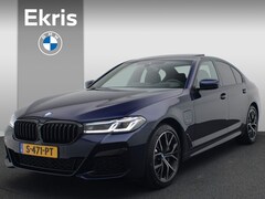 BMW 5-serie - Sedan 530e High Executive M Sportpakket / Trekhaak / Schuifdak / Laserlight / Head-Up Disp