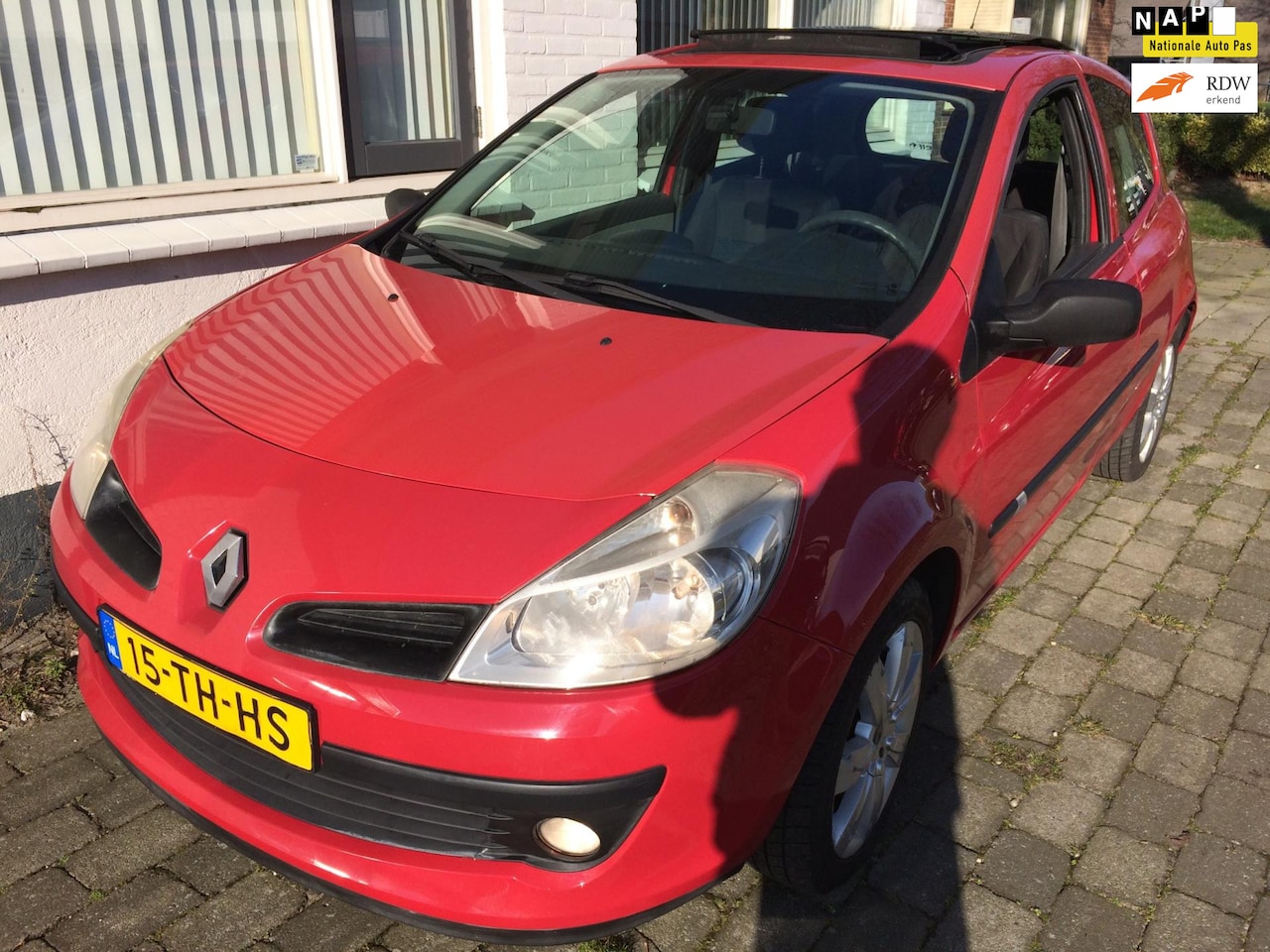 Renault Clio - 1.4-16V Dynamique 1.4-16V Dynamique - AutoWereld.nl