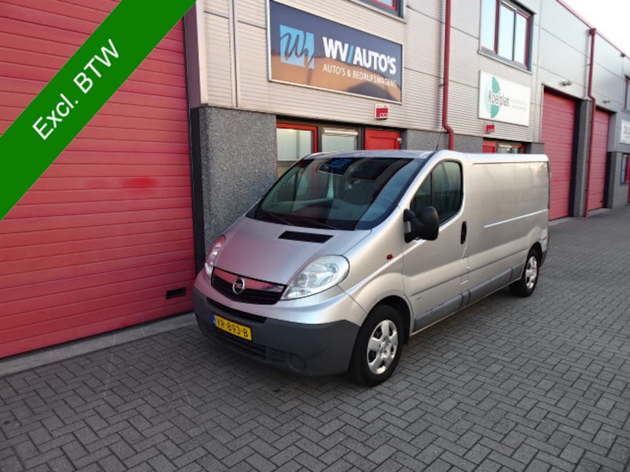 Opel Vivaro - 2.0 CDTI L2H1 EcoFLEX airco 3 zits - AutoWereld.nl