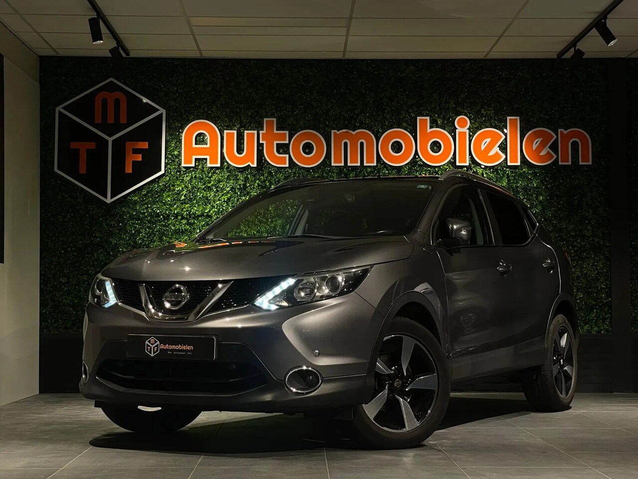 Nissan Qashqai - 1.2 DIG-T N-Connecta - AutoWereld.nl