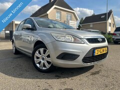 Ford Focus - 1.4 Trend