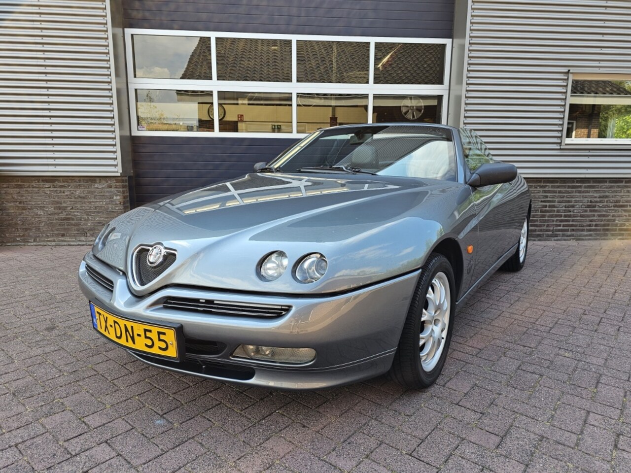 Alfa Romeo Spider - | Nieuwstaat! | Airco | NL a 2.0-16V T.Spark L - AutoWereld.nl