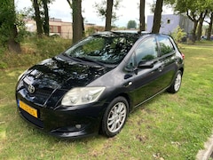 Toyota Auris - 2.0 D-4D Sol Business