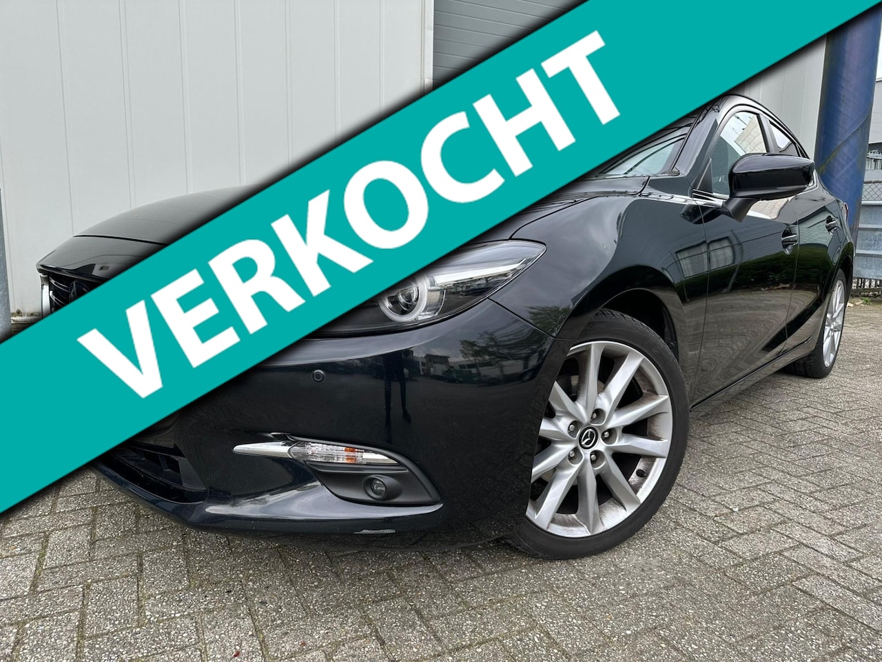 Mazda 3 - 2.2 SkyActiv-D 150 GT-M Bj 2018 Exportprijs EX BTW EX BPM!!!! - AutoWereld.nl