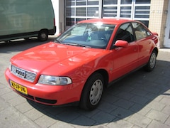 Audi A4 Limousine - 1.6 C Comfort