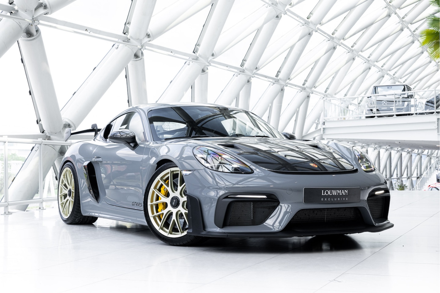 Porsche 718 GT4 - RS | Weissach pack | 2 Wheel sets Black & Gold | Carbon ceramic brakes | - AutoWereld.nl