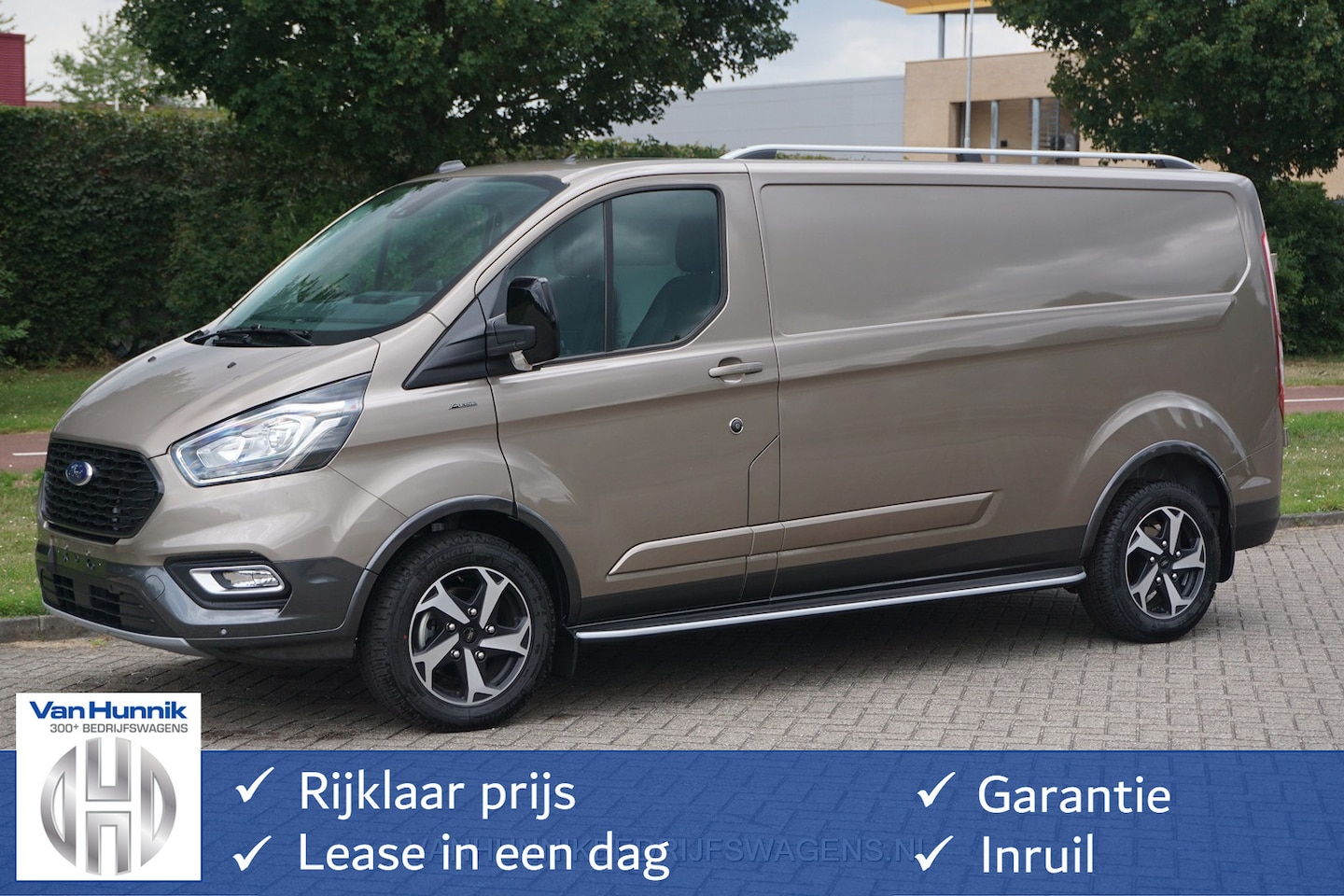 Ford Transit Custom - 300L Active 130PK Airco, Apple CP/Android Auto / Camera, 17"LM!! NR. 2 - AutoWereld.nl