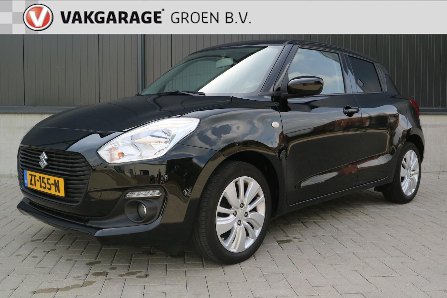 Suzuki Swift - 1.2 Select Automaat / Camera / Navi / stoelverwarming ! - AutoWereld.nl