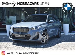 BMW iX1 - xDrive30 M Sport 66 kWh / Panoramadak / Trekhaak / Adaptief M Onderstel / Sportstoelen / A