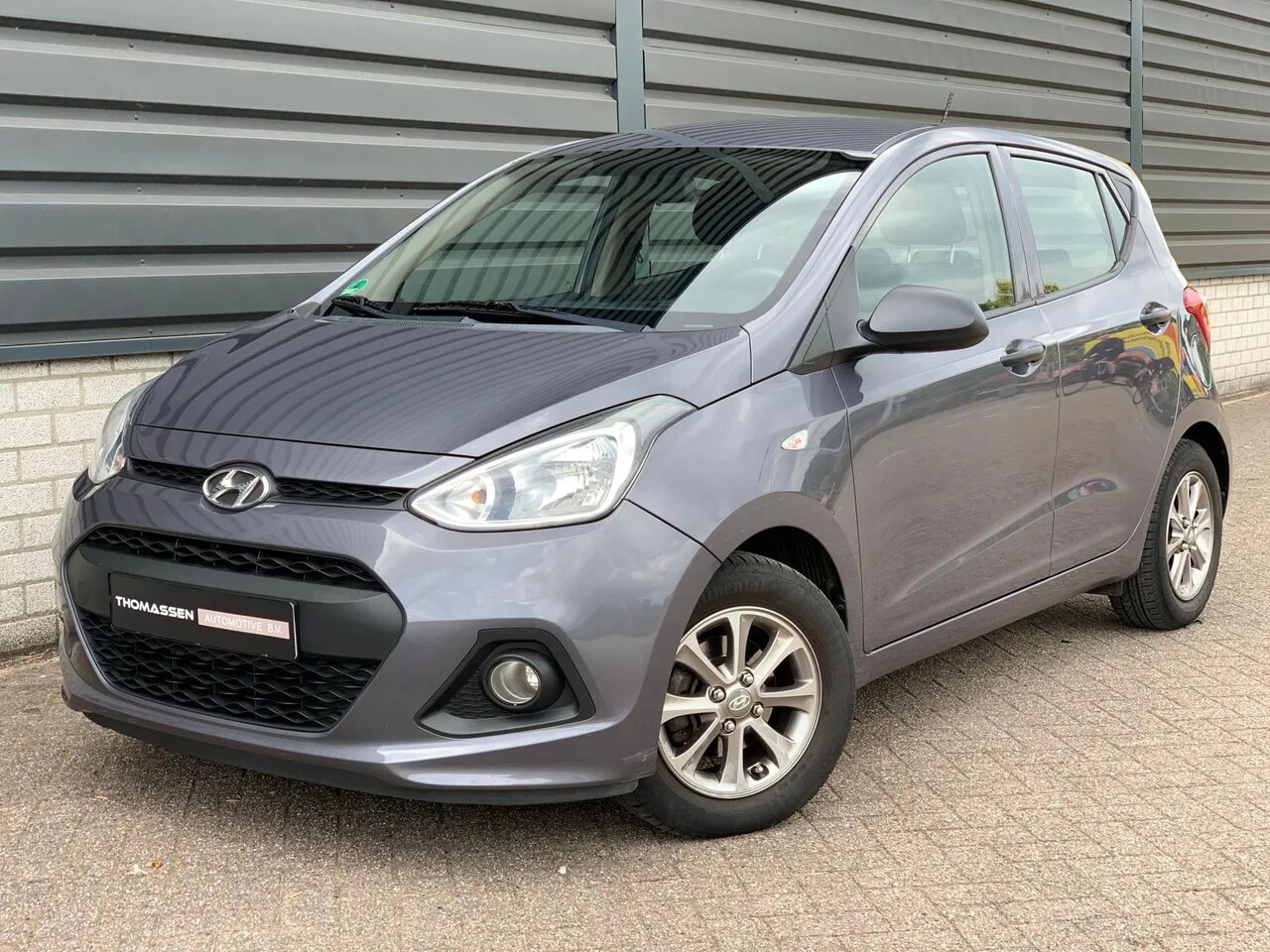 Hyundai i10 - 1.0i i-Motion Comfort AUTOMAAT, airco - AutoWereld.nl