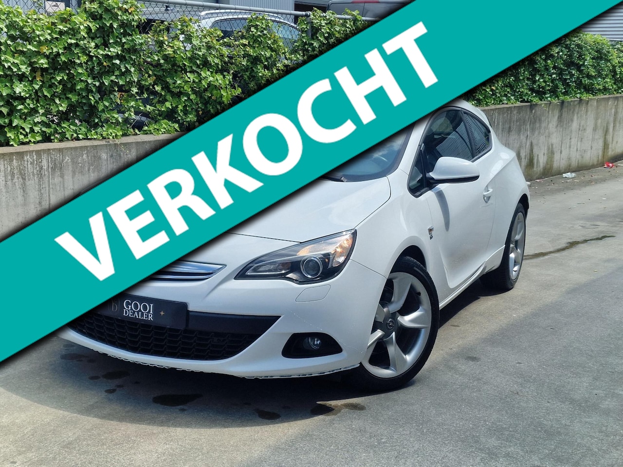 Opel Astra GTC - 1.4 Turbo OPC LINE NAVIGATIE NAP NETTE AUTO! - AutoWereld.nl