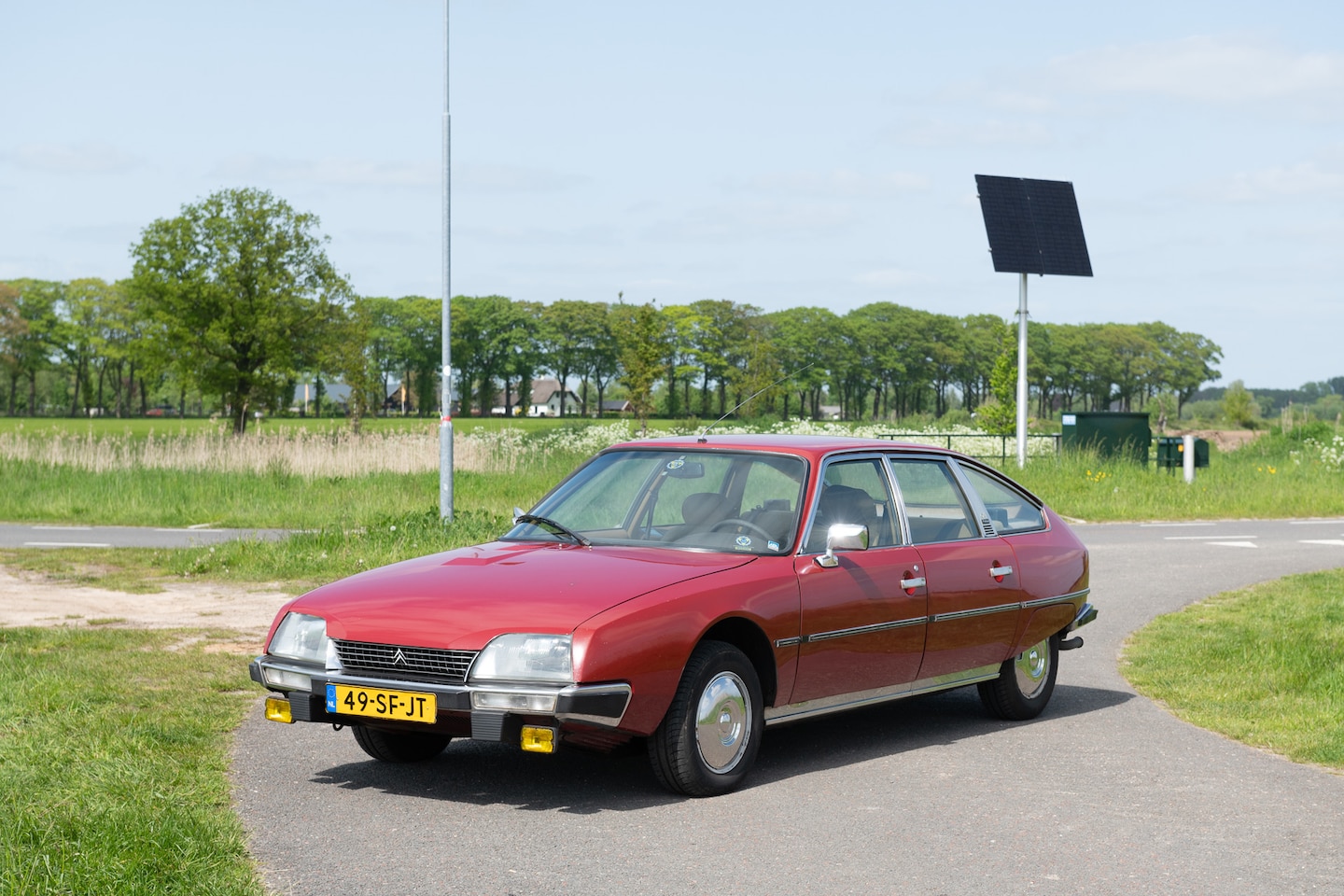 citroen-cx-2-0-pallas.jpg