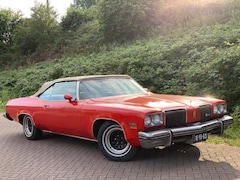 Oldsmobile Delta 88 - V8 355 CABRIO APK 2025 STUNTPRIJS