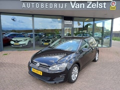 Volkswagen Golf - 1.0 TSI Comfortline, Airco(automatisch), Multimedia systeem, Navigatie, Handsfree bellen,