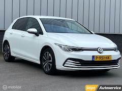 Volkswagen Golf - 1.5 TSI/NAV/Camera/Carplay/Parkeersensoren