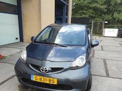 Toyota Aygo - 1.0-12V +