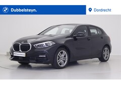 BMW 1-serie - 118i | Leder | Stoelverwarming | Live Cockpit | 17" | Service Inclusive tot 6-27 of 100.00
