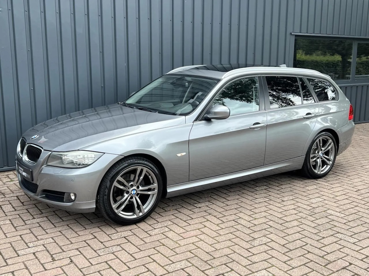 BMW 3-serie Touring - 318i Touring High Executive BMW DEALER OND.!/AUTOMAAT! - AutoWereld.nl