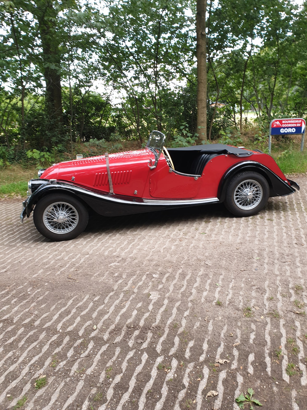 Morgan Plus Four - Cabriolet - AutoWereld.nl