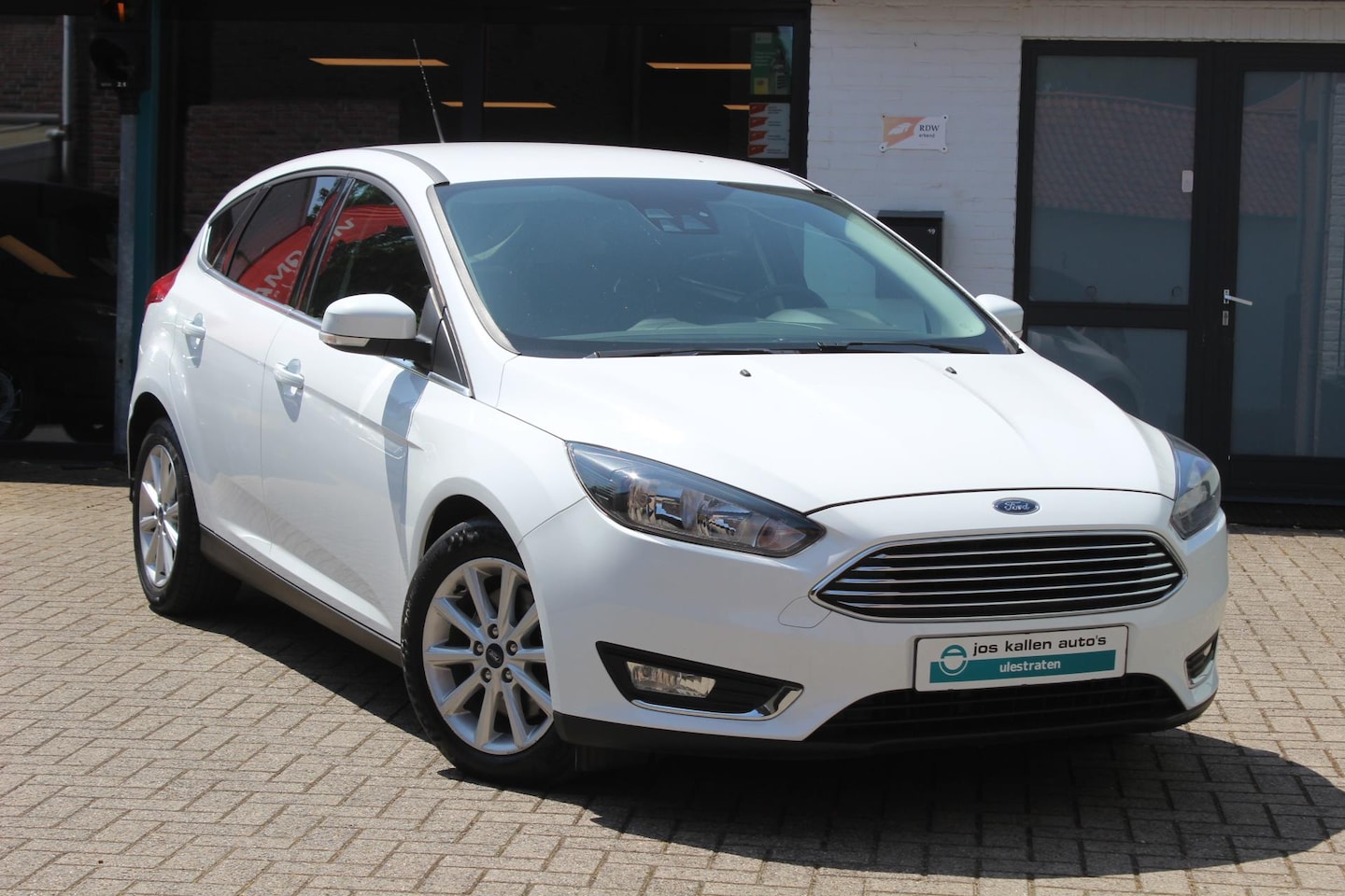 Ford Focus - 1.5 Ecoboost Titanium 150PK Navigatie, LM Velgen, Automaat! - AutoWereld.nl