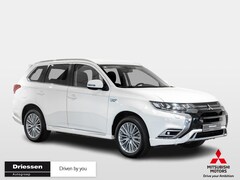 Mitsubishi Outlander - 2.4 PHEV Pure+ (Carplay - 18inch)