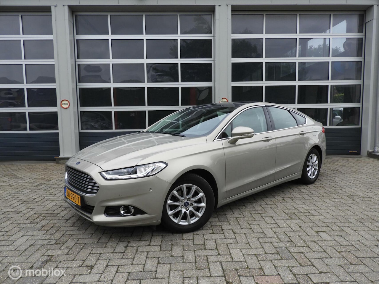 Ford Mondeo - 1.5 Titanium 1.5 Titanium , panoramadak - AutoWereld.nl