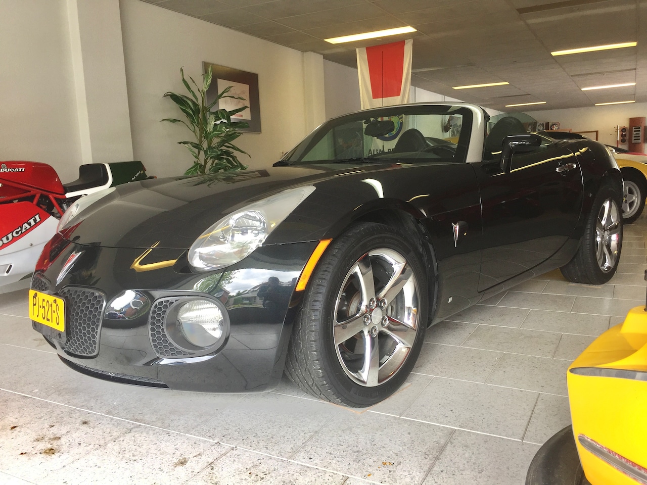 Pontiac Solstice - Turbo - AutoWereld.nl