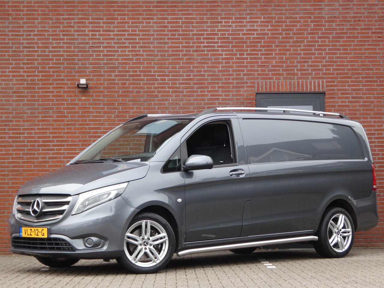 Mercedes-Benz Vito - 119 CDI Lang LED/LEER/Camera/Trekhaak - AutoWereld.nl