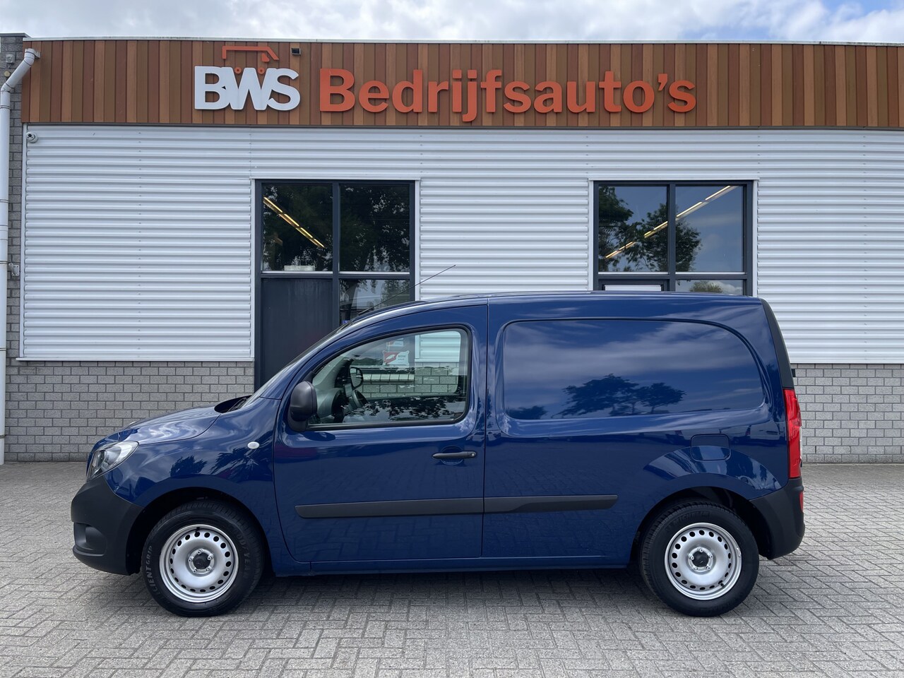 Mercedes-Benz Citan - 108 CDI BlueEFFICIENCY / rijklaar € 12.950 ex btw / lease vanaf € 256 / airco / tomtom nav - AutoWereld.nl