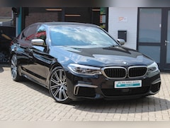BMW 5-serie - M550i xDrive High Executive 360Camera, HUD, 20", H&K, Stoelventilatie, enz