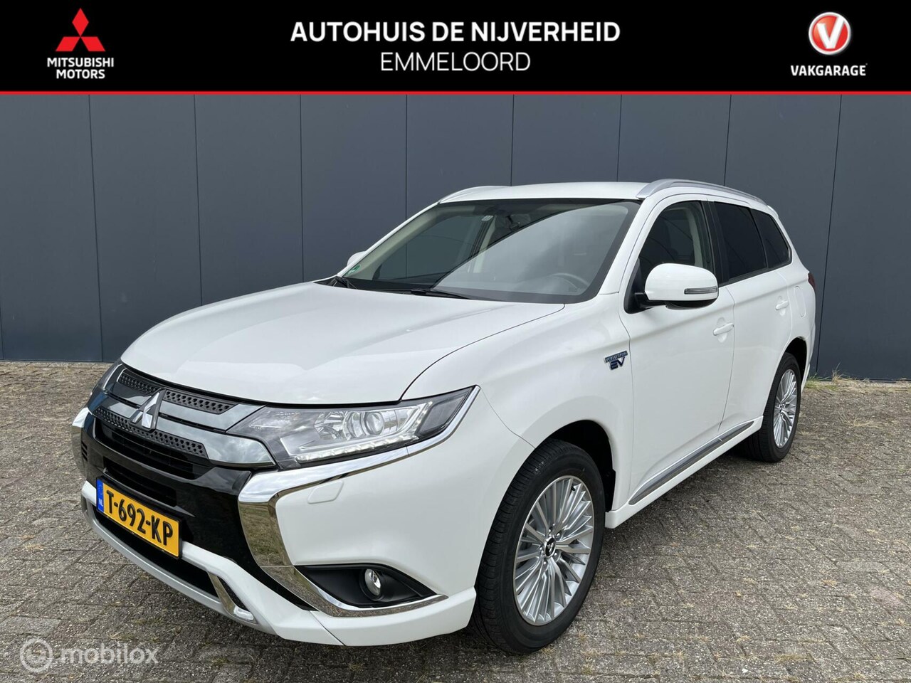 Mitsubishi Outlander - 2.4 PHEV Pure+ 2.4 PHEV Pure+ - AutoWereld.nl