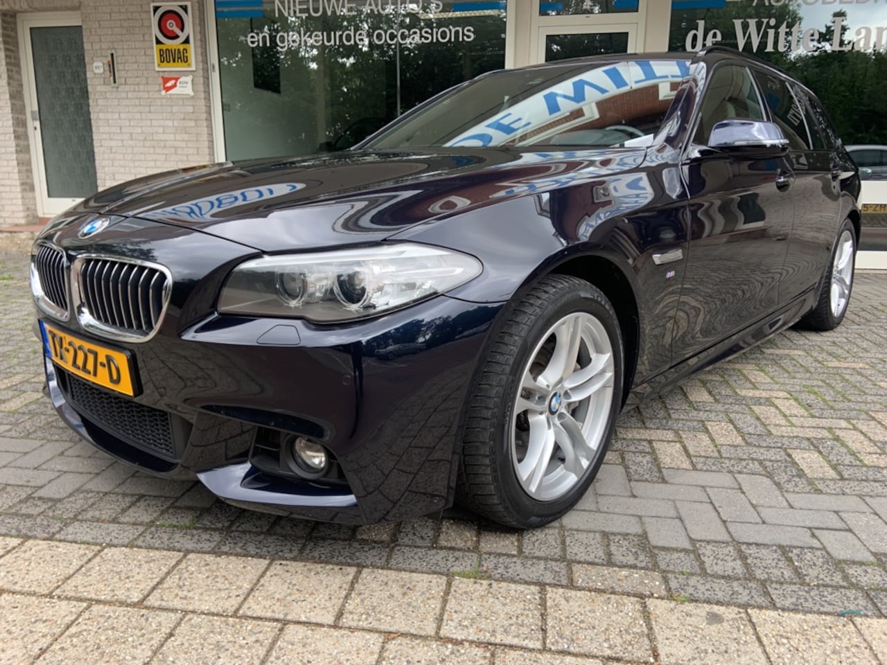 BMW 5-serie Touring - 535xi AWD High Executive Lederen bekl./Climate controle/Navi Full Map/ComfortStoelen met M - AutoWereld.nl