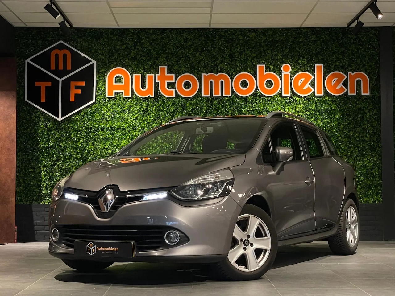 Renault Clio Estate - 1.5 dCi ECO Dynamique 1.5 dCi ECO Dynamique - AutoWereld.nl