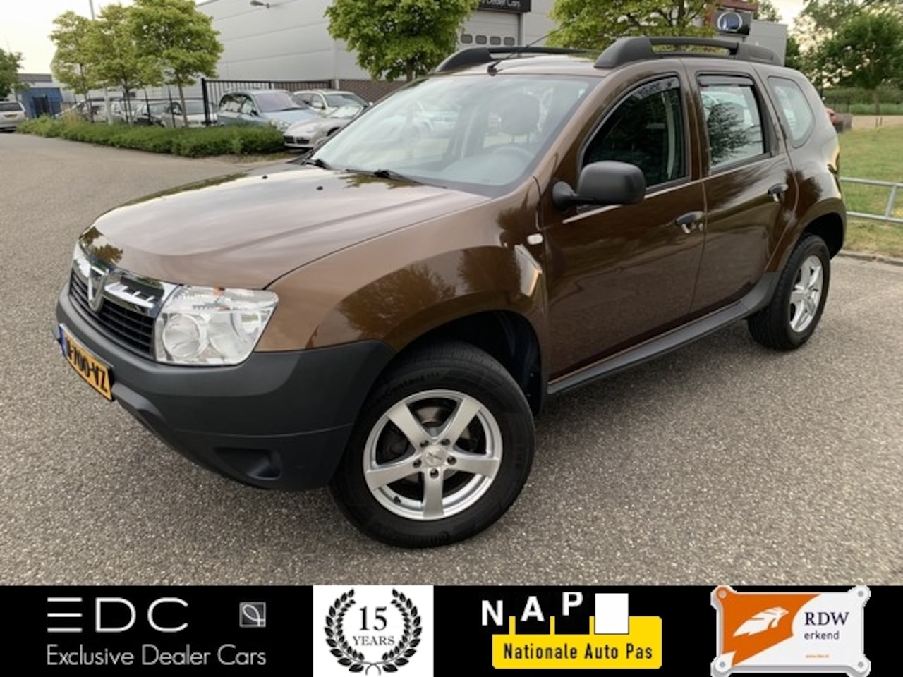 Dacia Duster - - V E R K O C H T - AutoWereld.nl