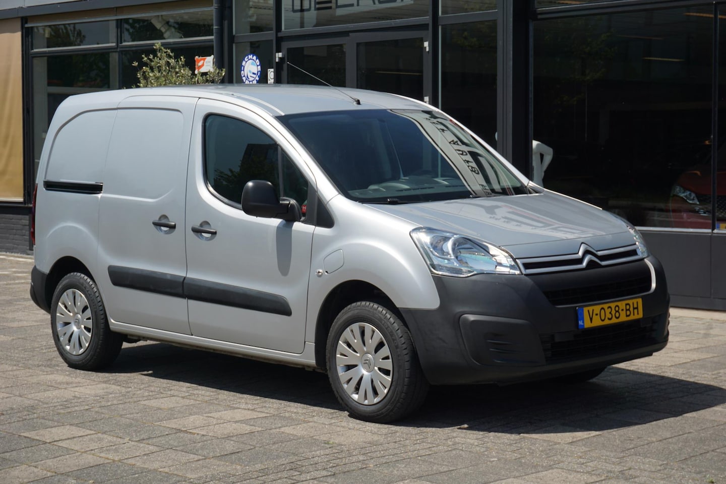 Citroën Berlingo - Full Electric Club | Snelladen - AutoWereld.nl