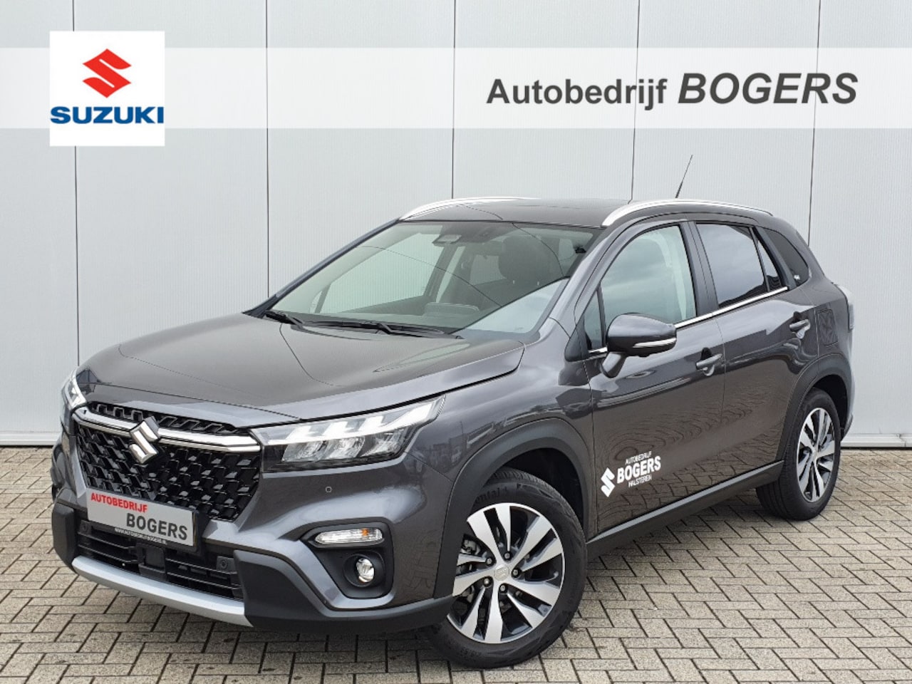 Suzuki S-Cross - 1.5 Hybrid Style Automaat Navigatie, El.Schuifdak, Half leder, 17"Lm, Adaptive Cruise Cont - AutoWereld.nl