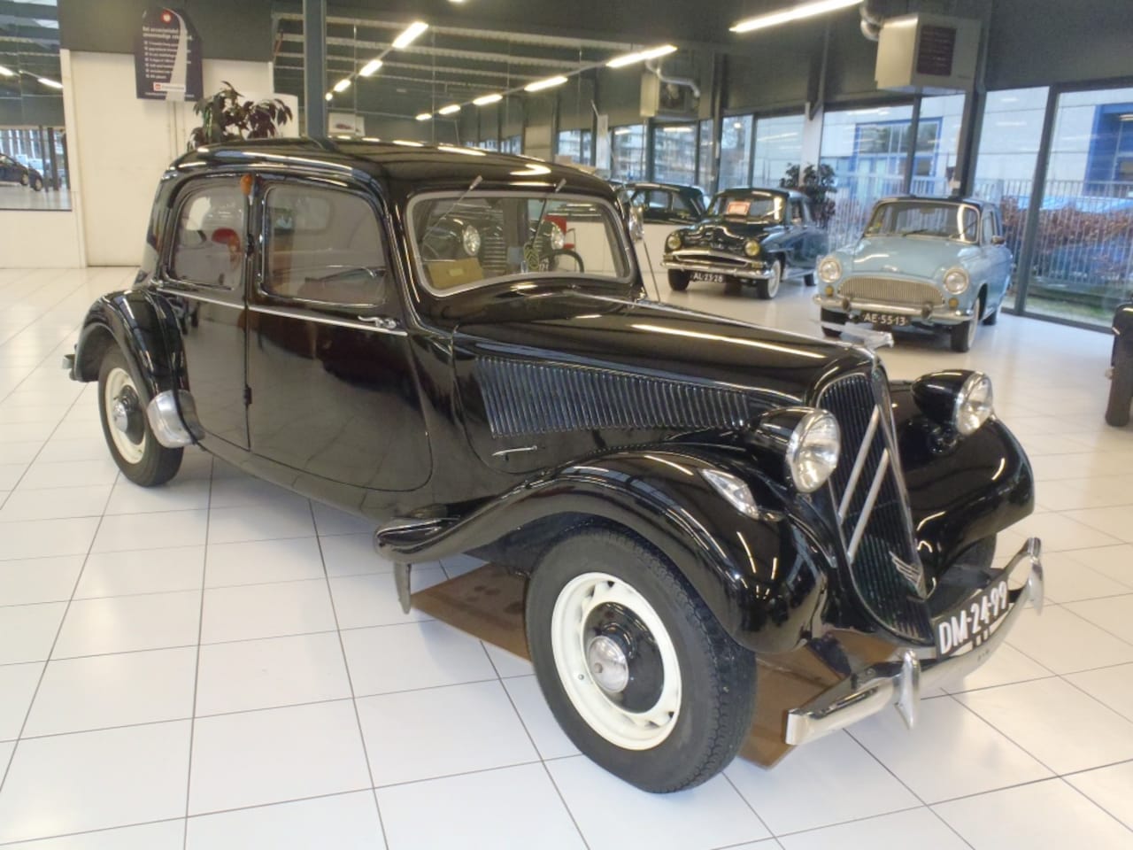 Citroën Traction - Avant 11B LEGERE (1949) - AutoWereld.nl