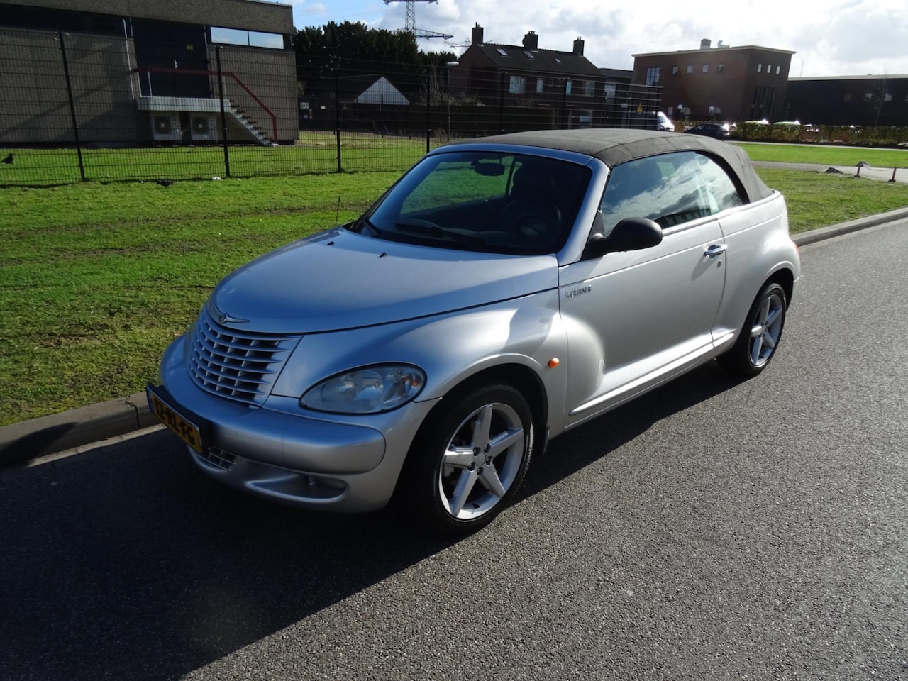 Chrysler PT Cruiser Cabrio - 2.4 Turbo Limited 2.4 Turbo Limited - AutoWereld.nl