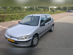 Peugeot 106 - 1.1 XTX Elektrische ramen | Stuurbekrachtiging | APK 260925 | NAP logisch, zie rdw.nl |museumstaat