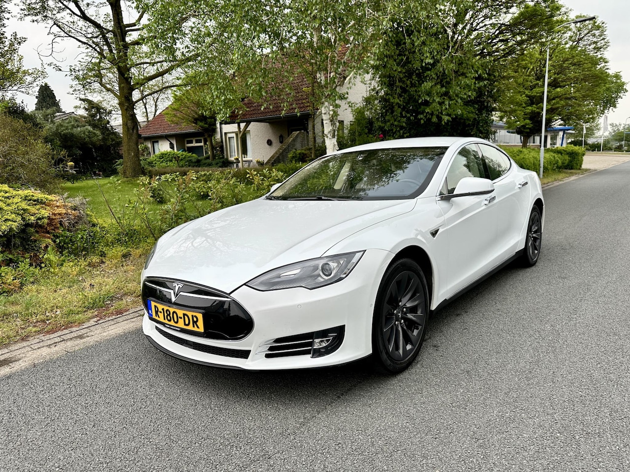 Tesla Model S - 85 Performance 420pk 2014 Navi•Camera•BTW - AutoWereld.nl