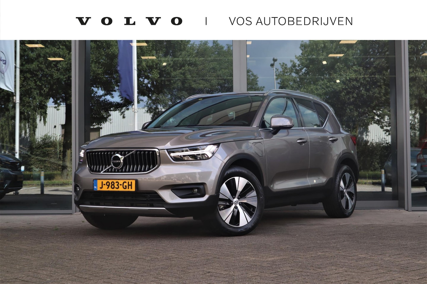 Volvo XC40 1.5 T5 Recharge Business Pro Keyless Entry Semi
